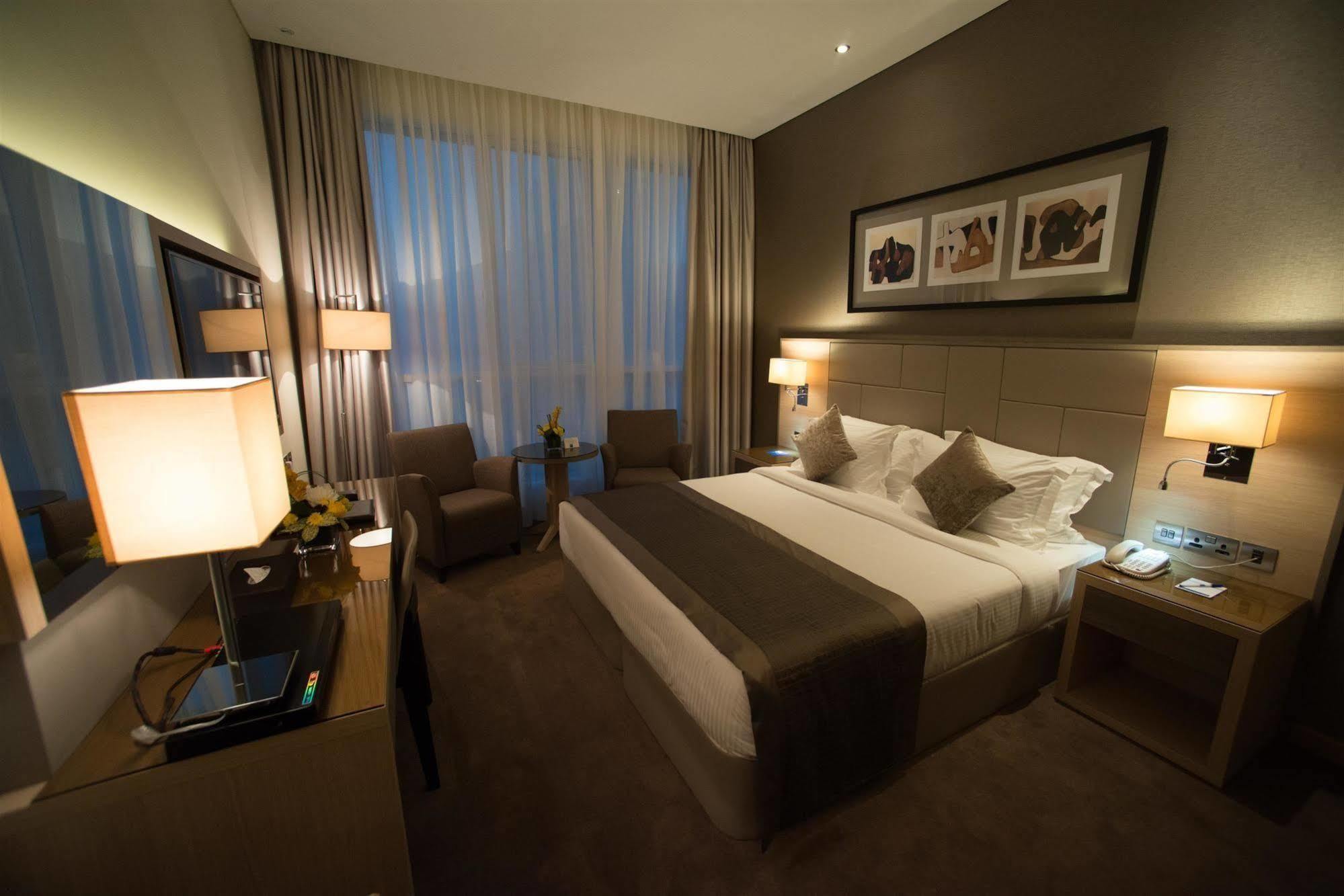Tryp By Wyndham Abu Dhabi City Center Dış mekan fotoğraf