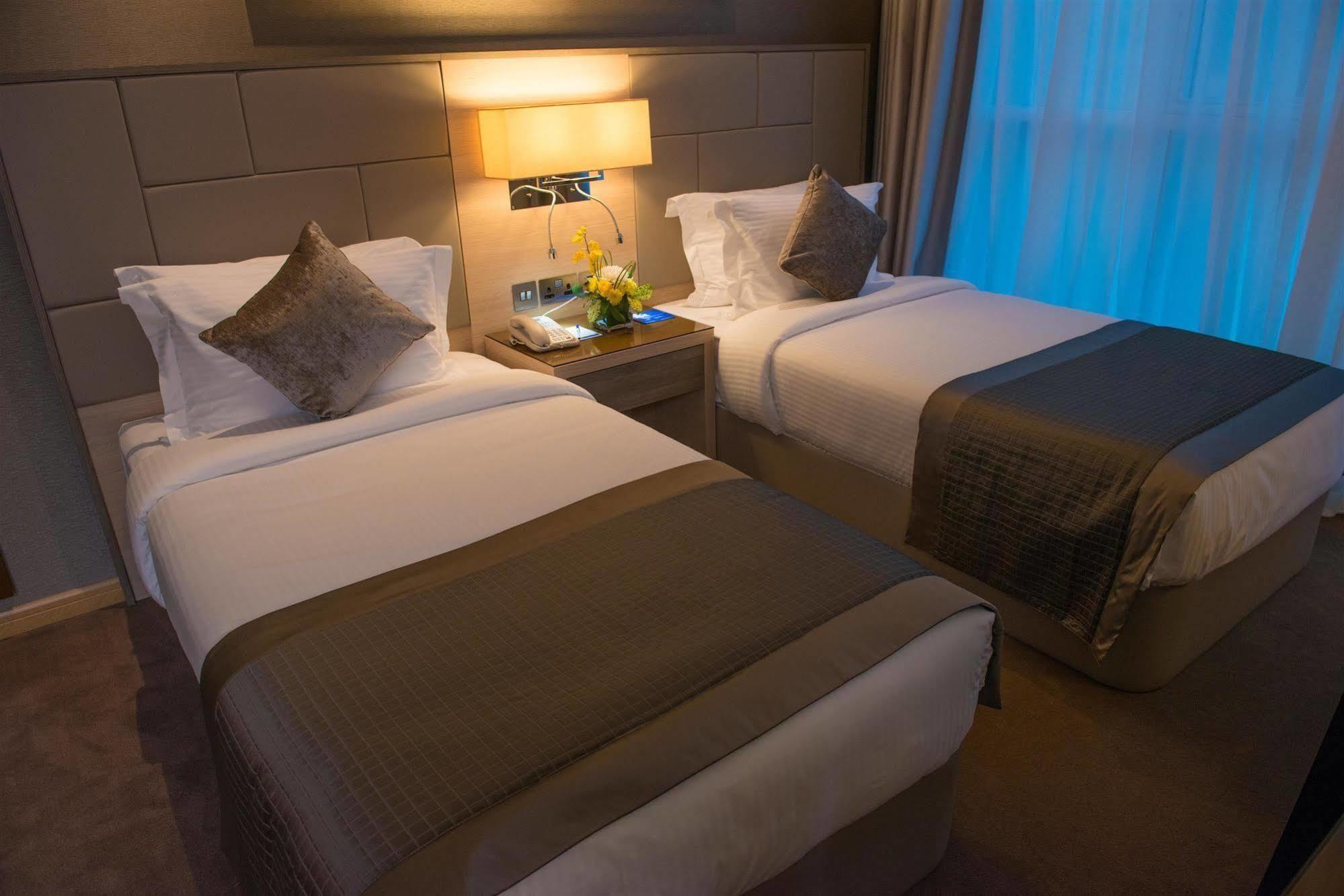 Tryp By Wyndham Abu Dhabi City Center Dış mekan fotoğraf