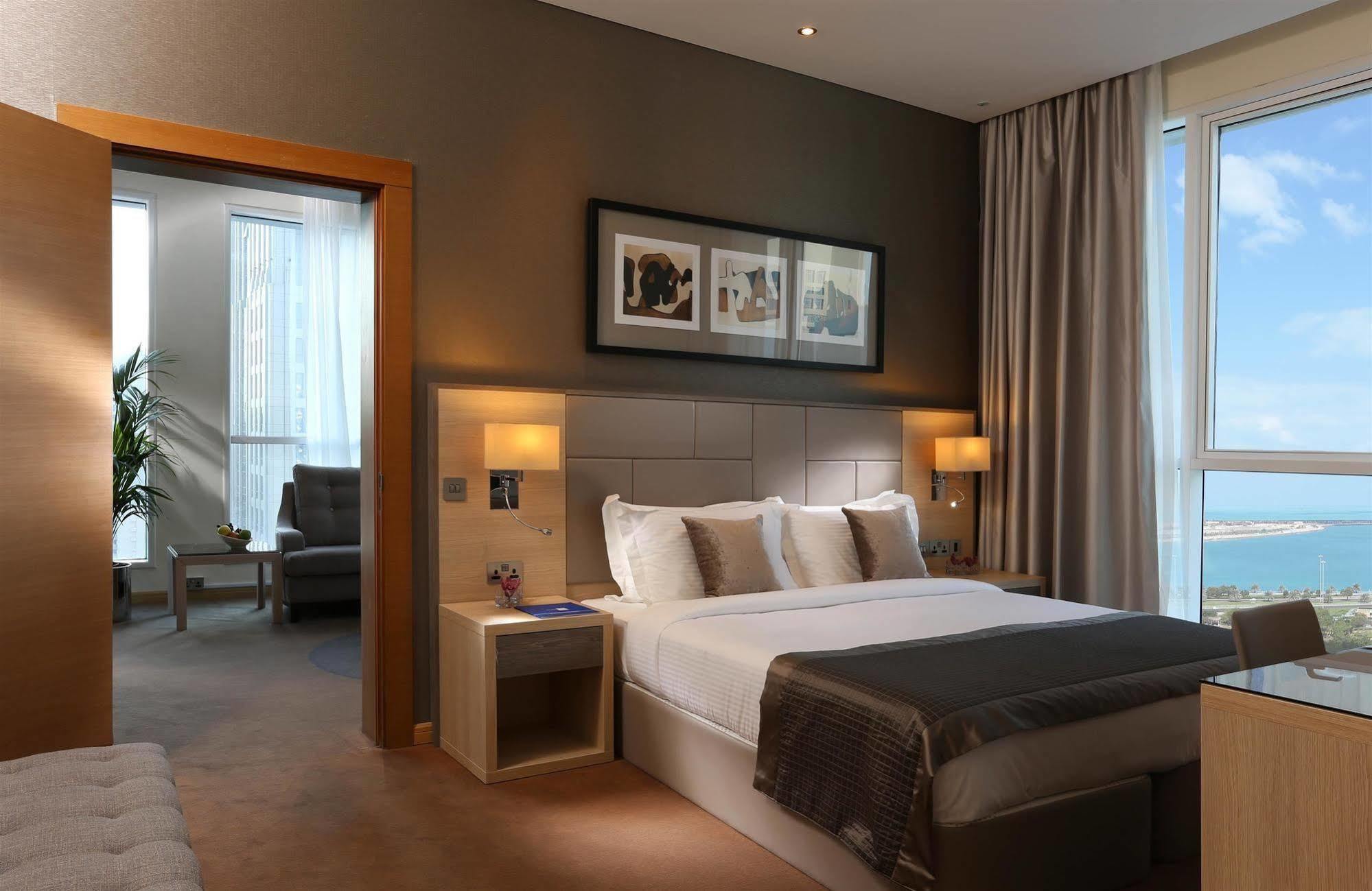 Tryp By Wyndham Abu Dhabi City Center Dış mekan fotoğraf